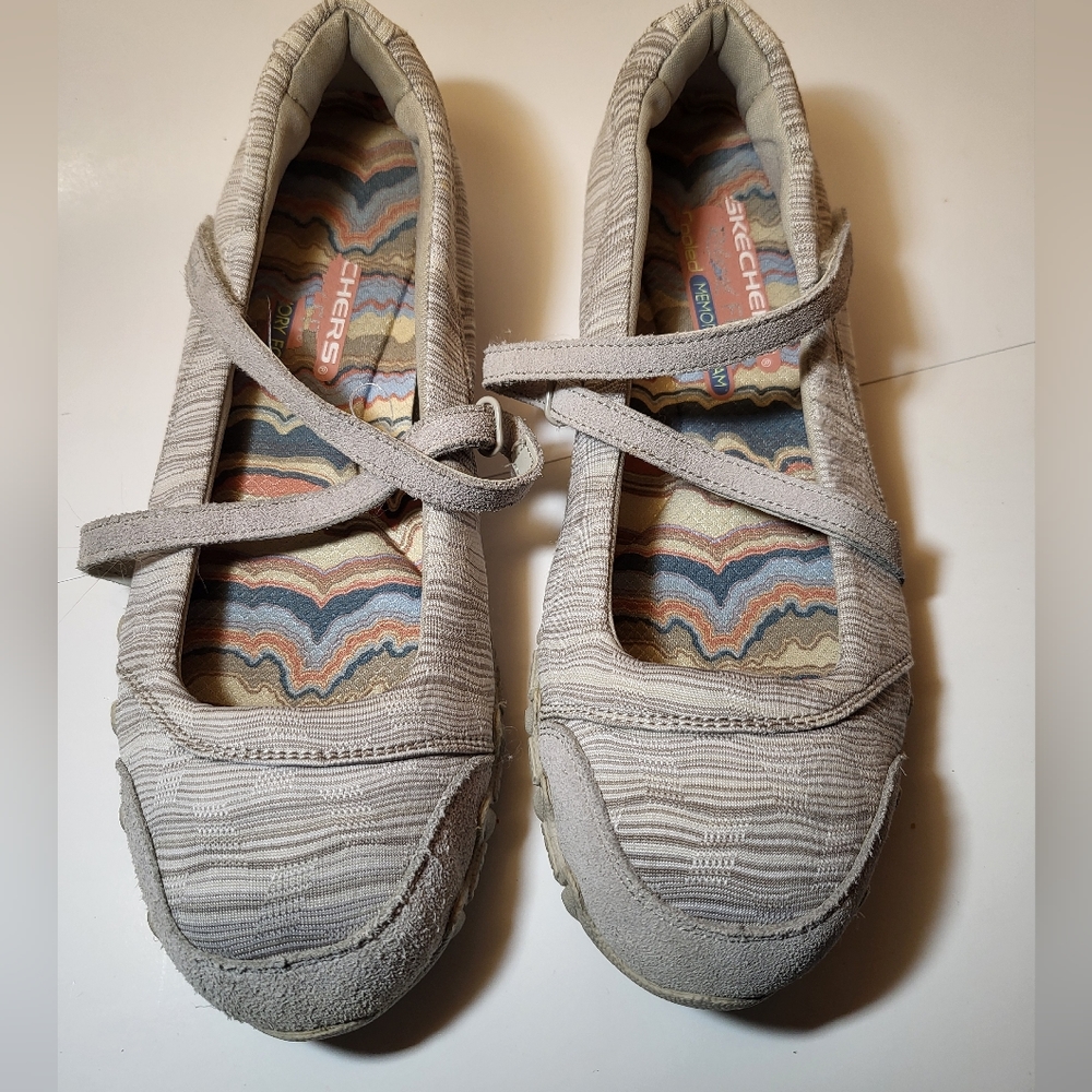 Skechers leather shoes